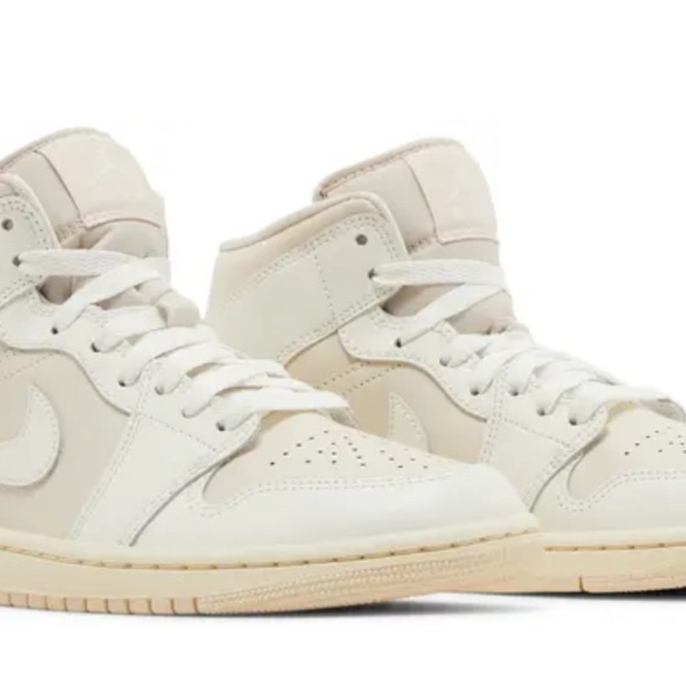 Air Jordan 1 Mid - Women's Sneakers in Legend Light Brown / Muslin / Sail